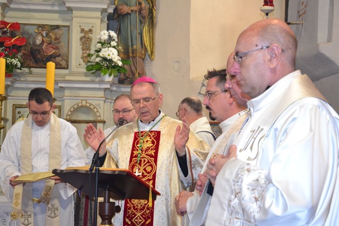 Proslava zaštitnika župe i molitva za pokojnog papu Franju